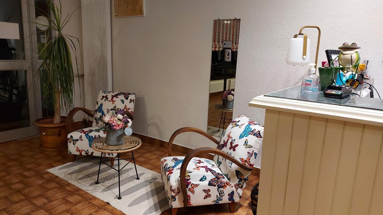 Hotel Brun Saint-Lattier Εξωτερικό φωτογραφία