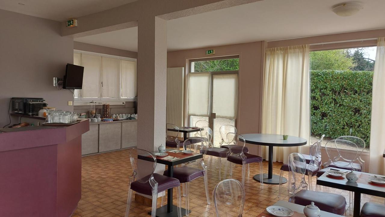 Hotel Brun Saint-Lattier Εξωτερικό φωτογραφία