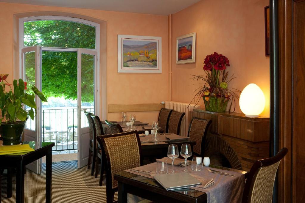 Hotel Brun Saint-Lattier Εξωτερικό φωτογραφία